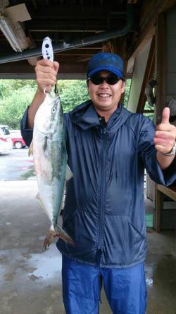 田井の海上釣り堀〜マダイタックルにメジロH…