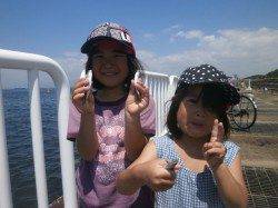 豆アジとサバが釣れています。25日南港魚つり園