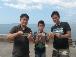 和歌山北港魚つり公園　カゴ釣りで良型アジ・…