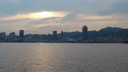 兵突満員でポーアイ北公園にてワインド〜なんとかタチウオ１本ゲット！