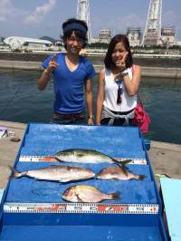 マリーナシティ海洋釣り堀　初カンパチをゲッ…