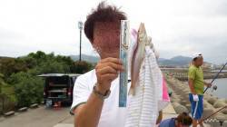 おのころ愛ランド周辺　投げ釣りで15cm～…