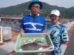 須磨海づり公園にてウマヅラハギ37cm!