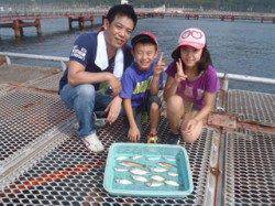 須磨海づり公園でファミリーサビキ　アジ＆ベラ