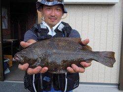 湯浅の磯　メタルジグでヒラメ40cmがヒット