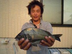 湯浅の磯　メタルジグでヒラメ40cmがヒット