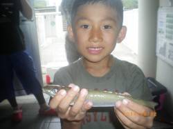 姫路市立遊漁センター　本日はキスが好調でし…