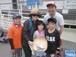 釣り公園でファミリーフィッシング☆アジにサ…