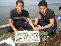 サバ、アジの釣果が目立ってます　尼崎市立魚つり公園