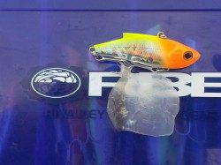 朝マヅメ、ミノーで60cmの綺麗なシーバス