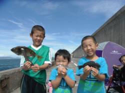 北港魚つり公園のお子様釣果〜アイゴ・グレ・…