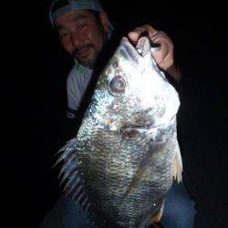 武庫川河口　岸壁SLKでキビレゲーム