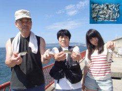 サビキでアジ128尾　平磯海づり公園