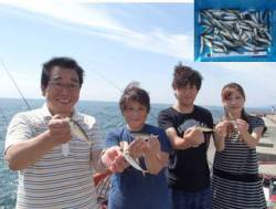 平磯海づり公園　サビキでアジ大漁☆