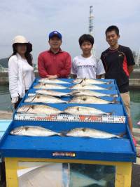 いわし・活きアジをエサにカンパチ12匹☆　…