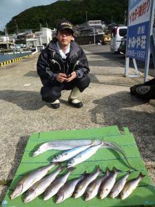 沖一文字夜通し釣りでイサギ・ゴマサバの他タ…