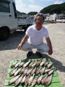 沖一文字夜通し釣りでイサギ・ゴマサバの他タチウオも！