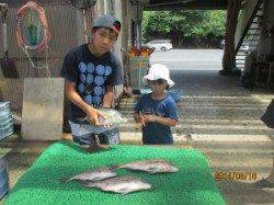 田井の海上釣り堀出のキッズ釣果〜マダイ・シマアジ