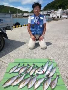 沖一文字内向き夜通しのカゴ釣りでイサギ・マ…