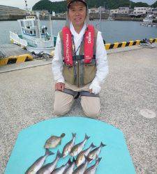 沖一文字で青物の気配　内向きでハマチ・ゴマサバ・マルアジ