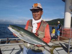 ノマセでメジロ78.9cmがHIT！　須磨…