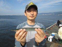 尼崎市立魚つり公園　サヨリ・サッパ・小チヌ・アイゴなど