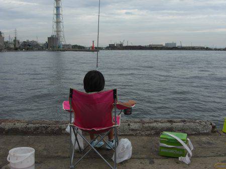 午後2時から一万トンへサビキ釣行・・・釣り…