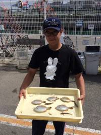 マリーナ釣り公園　ファミリーサビキで魚種多彩　ほか胴突でカワハギも