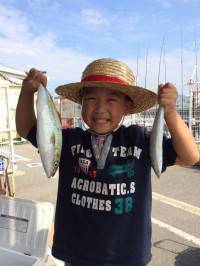 マリーナシティ海釣り公園　サビキで魚種多彩…