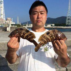 アコウ28cm&27cmで記録更新！！　マリーナシティ海釣り公園