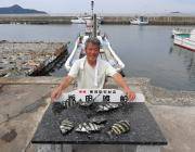 黒島の磯の底物釣り　イシダイを6枚！	