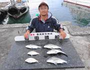 湾内の筏・黒島の筏　アケミの丸貝とオキアミ…