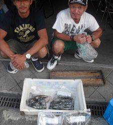 紀北・初島の磯ナラムシクイ　エギングでアオリイカ二人で25ハイ