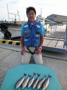 神谷　沖一文字でマダイ・イサギなどの釣果