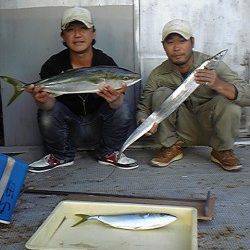 尼崎市立魚つり公園　連日好調のサヨリ本日はムラありました