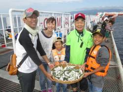 尼崎市魚つり公園　サビキはサッパ中心も色々…