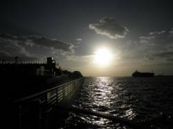 大阪南港でタチウオワインド　台風後の様子を…