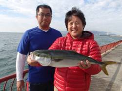 平磯海釣り公園　ノマセでメジロ62cm