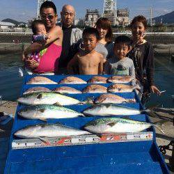 マリーナシティ海洋釣り堀　マダイに青物に超大漁