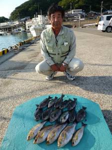 神谷一文字 のませ釣りでメジロイ・ハマチの釣果!