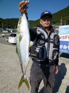 カゴ釣りで青物！他イサギ・小ダイ