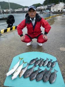 ヒラバエでイサギ・ハマチ、神谷一文字でグレ・ハマチ
