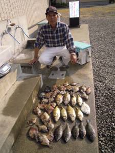 カルモ島　フカセ釣りでアイゴ、ヌカ切りでカワハギ・グレなど