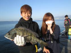 尼崎市魚つり公園　ウキ釣りでチヌの釣果出て…