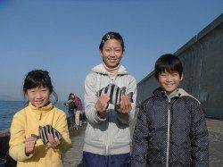 三連休、北港魚つり公園でファミリーフィッシング！