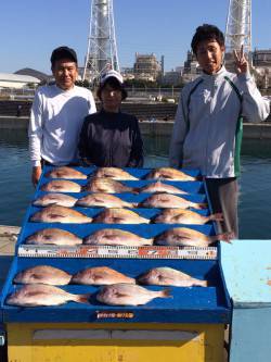 マリーナシティ海洋釣り堀　マダイはいぜん好…