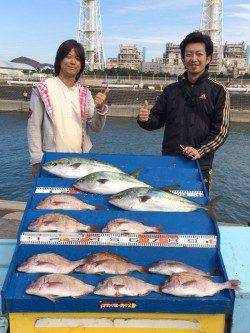 マリーナシティ海洋釣り堀　マダイはいぜん好調です
