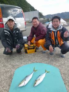 神谷一文字　かご釣りでハマチの釣果、バラシ…