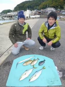神谷一文字　かご釣りでハマチを4本