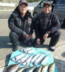 神谷一文字　かご釣りでスマガツオ・グレ・イサギなど